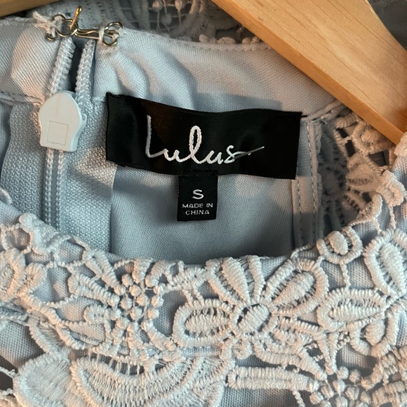 Lulu’s light blue dress - Picture 3 of 3